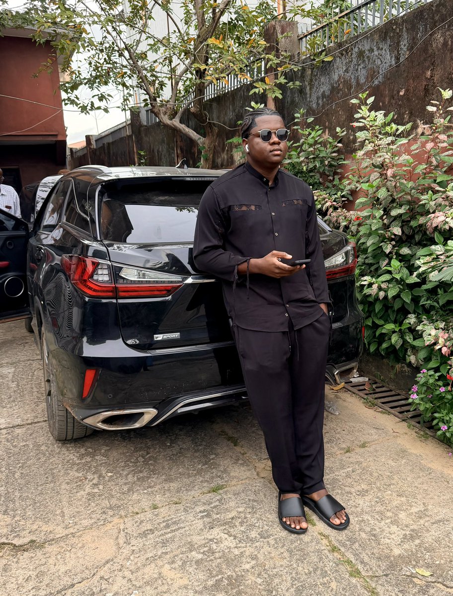 Sk Compzard tweet media