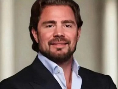 SergioAJBarrett's tweet image. Mas A Dona Rosângela Ficou 14 DIAS PRESA Por Furtar Macarrão Instantâneo Para Alimentar Seus Filhos FAMINTOS.
E O Daniel Vorcaro, BANQUEIRO, Ficou 11 DIAS PRESO Por Dar UM GOLPE DE R$ 12 BILHÕES