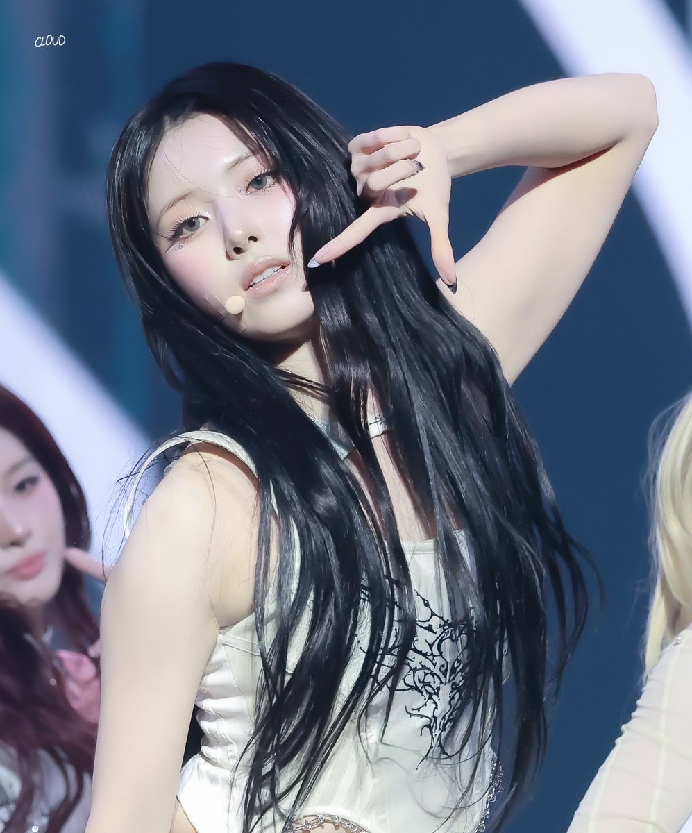 くぅページ 251129 HQ #NMIXX #엔믹스 #JIWOO #지우