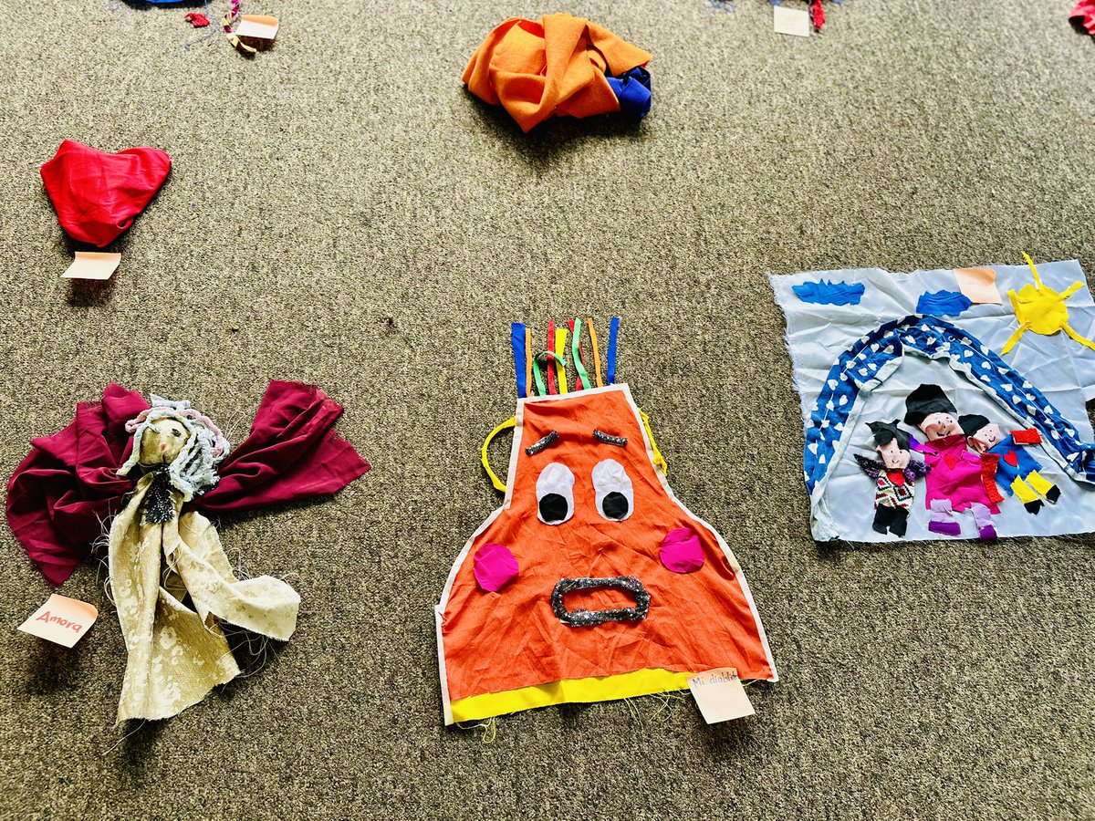 OEIEcuador's tweet image. En #Oasis, el Encuentro de Educación Artística y Buenas Prácticas, cada taller es una pausa luminosa: una experiencia para respirar, crear y aprender nuevas formas de sembrar paz.👩‍🎨

Hoy nos encontramos en estos espacios donde el arte se convierte en puente y el corazón, en…