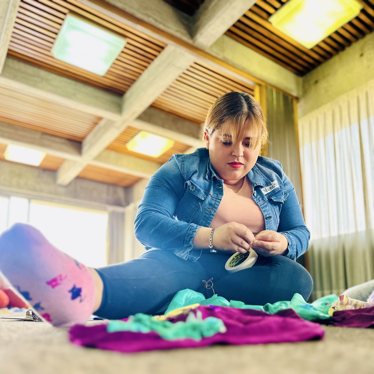 OEIEcuador's tweet image. En #Oasis, el Encuentro de Educación Artística y Buenas Prácticas, cada taller es una pausa luminosa: una experiencia para respirar, crear y aprender nuevas formas de sembrar paz.👩‍🎨

Hoy nos encontramos en estos espacios donde el arte se convierte en puente y el corazón, en…