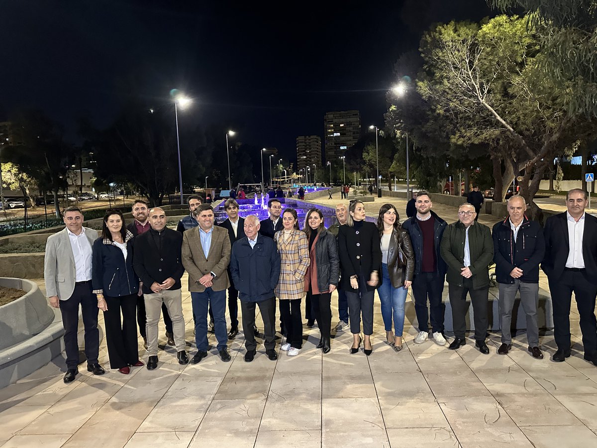 Laoalonso's tweet image. La apertura de la primera fase de la Rambla de San Antonio de Aguadulce es un paso de gigante para alcanzar su madurez como ciudad moderna, sostenible y verde. laopiniondeantoniolao.es/blog/2852434_r…