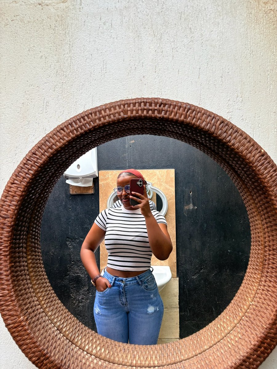 missnBri's tweet image. Living a little 🫶🩷