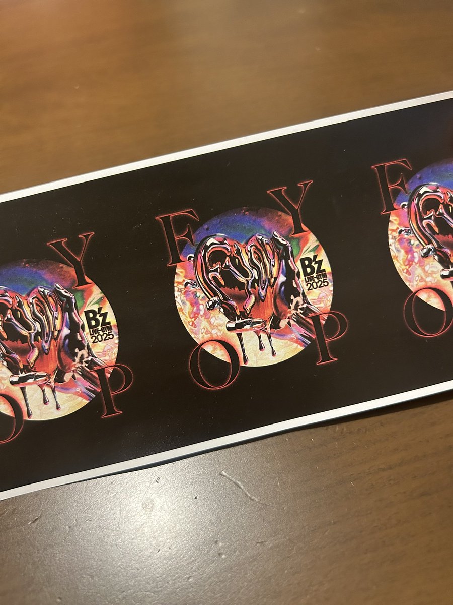 B'zのLIVE🎸🎤♪

『LOVE PHANTOM』や『ultra soul』…
更にアンコールでは
『いつかのメリークリスマス』も歌ってくれました🥺🎄💓

稲葉さんの歌声に松本さんのギター、
生で聴けて夢みたいな時間でした✨✨

でもいつも、
なんで椅子なんやろー🎁？？　
…って考える👀

#FYOP 
#PayPayドーム