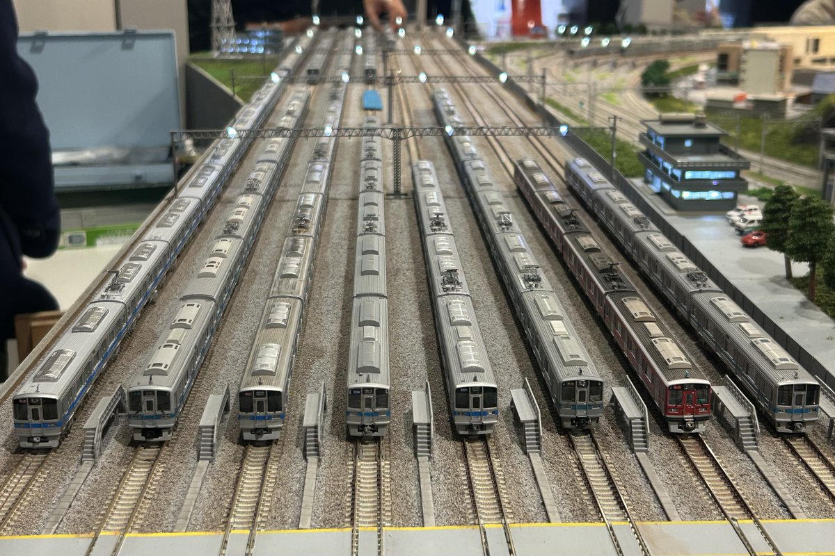 obakyu_e's tweet image. 今日はお誘い頂いて生田のKyoの駅さんで小田急運転会

すなっく氏の2000形を久しぶりに見れて大変良かった
参加された皆様本日はありがとうございました🙇🏻‍♀️