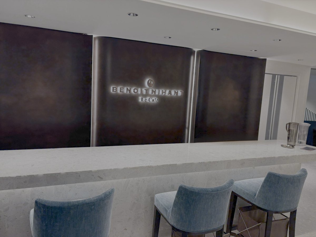 昨日オープンした池袋カフェ🍫♡
全席大理石テーブル、予約なしで入れて神だったけど16時で名物のモンブランは売り切れてたඉ_ඉ