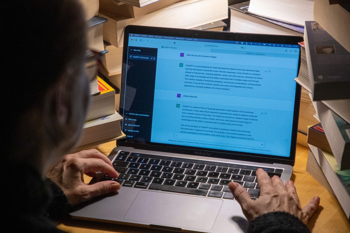 clickfraud's tweet photo. A look at ChatGPT's impact on US stocks three years after its release: AI mania revived Big Tech, making an already concentrated S&amp;P 500 even more top heavy (Bloomberg) https://t.co/JqF7zanurS https://t.co/Vg16vGpOVV