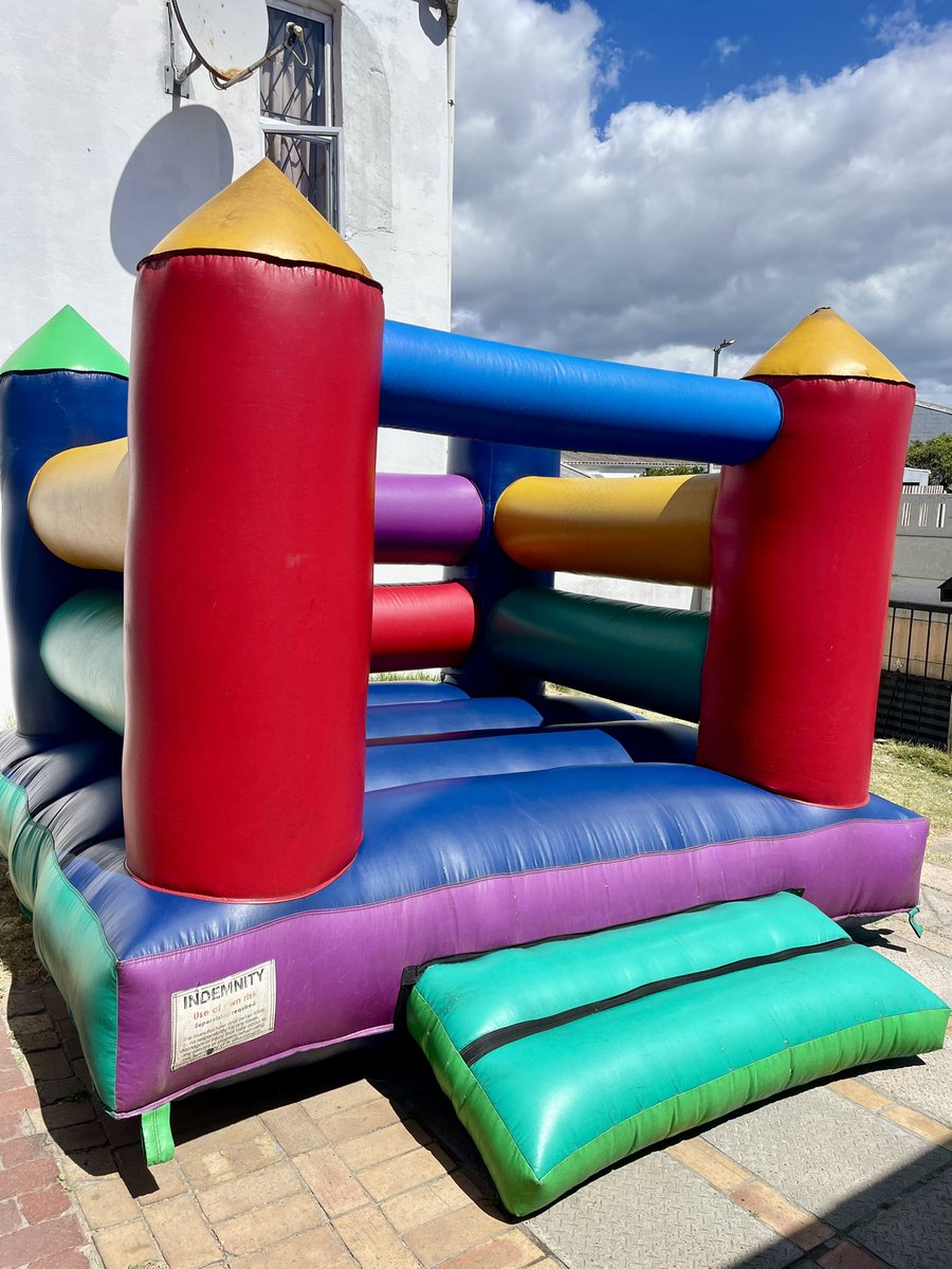 springkaanjump's tweet image. HAPPY SATURDAY🎉🎊 ☀️ 

It’s PARTY TIME!!!!🎈🎂🍭🏰 🥳

Cleaned, Sanitized &amp;amp; ready for the party! ✅

Thank you for choosing Springkaan 
❤️💚💙🧡💜💛🩷

#jumpwithSpringkaan