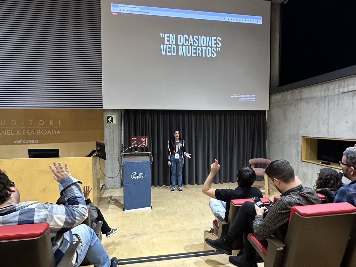 a11y_conf's tweet photo. Els atributs ARIA poden ajudar… o complicar-ho tot. Mia Salazar explica quan usar-los i quan evitar-los per mantenir una experiència realment accessible.

#a11yConf2025 #a11y #a11yConf #accessibilitat https://t.co/Ymb9YKsxhi