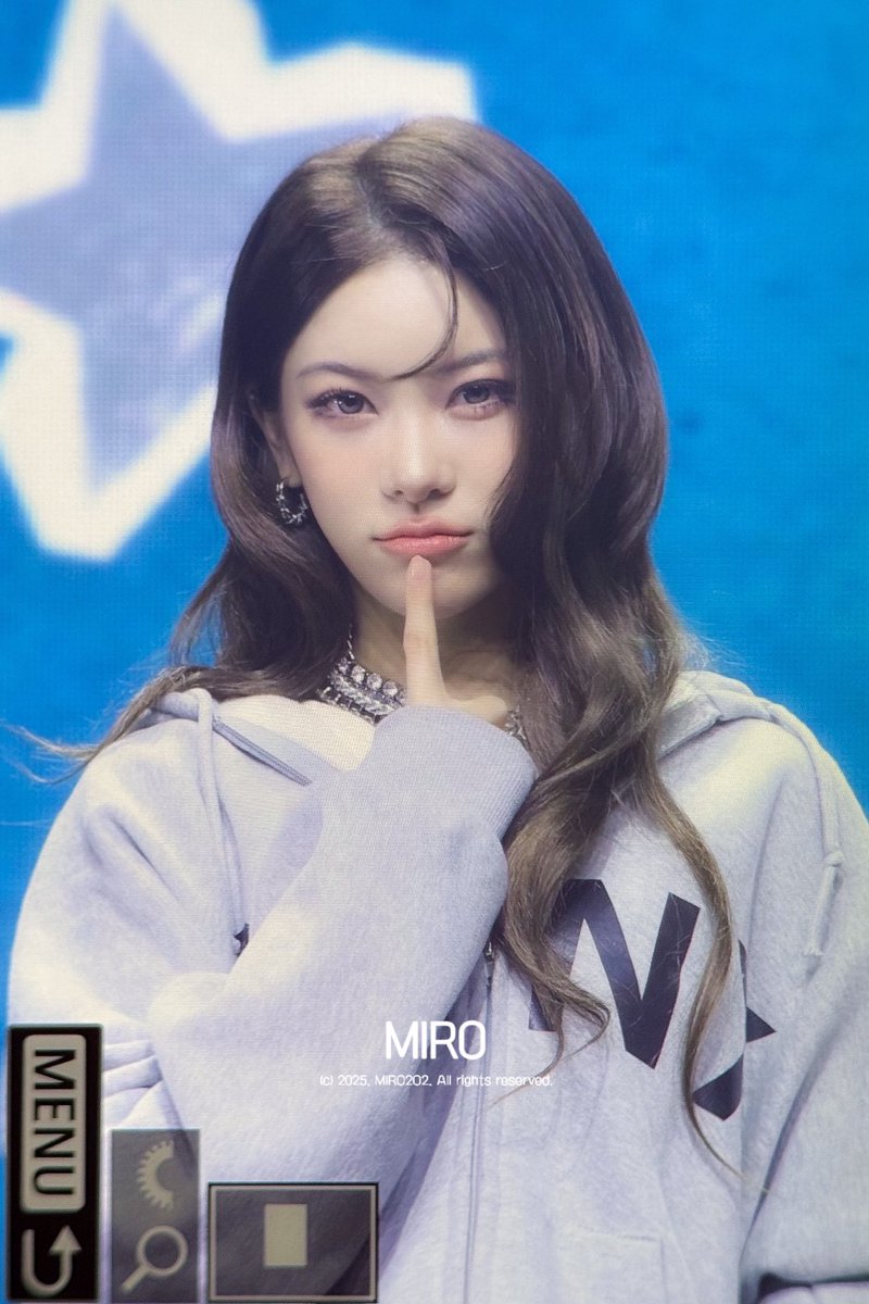 MIRO2O2's tweet image. 251129 😘🤭
#영파씨 #YOUNGPOSSE #지아나 #JIANA