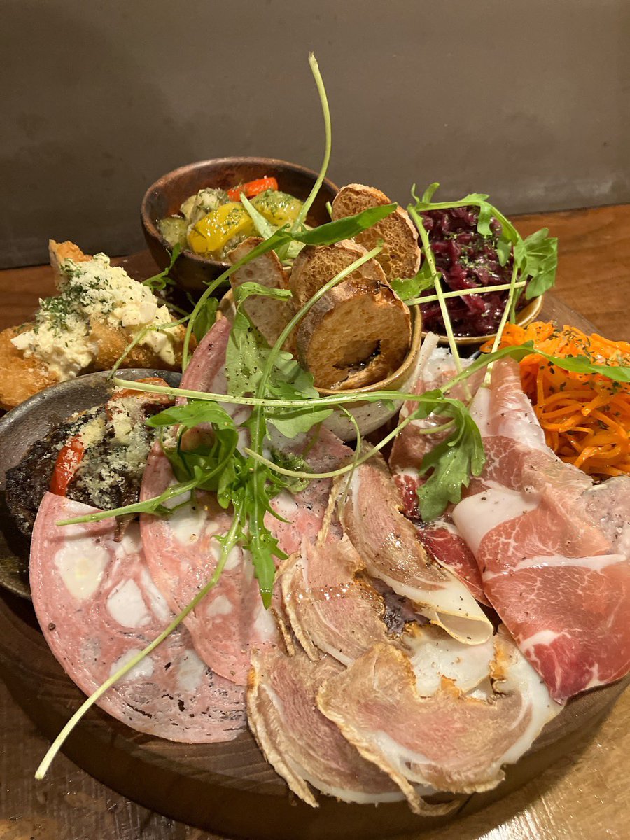 yu_zo_kun0730's tweet photo. 前から行きたかったたイタリアンにようやく行けた🥰

前菜からもう心掴まれました🫶

また行きます！！

#viaA

https://t.co/zEPHorShCJ https://t.co/KQLBXjjCWm