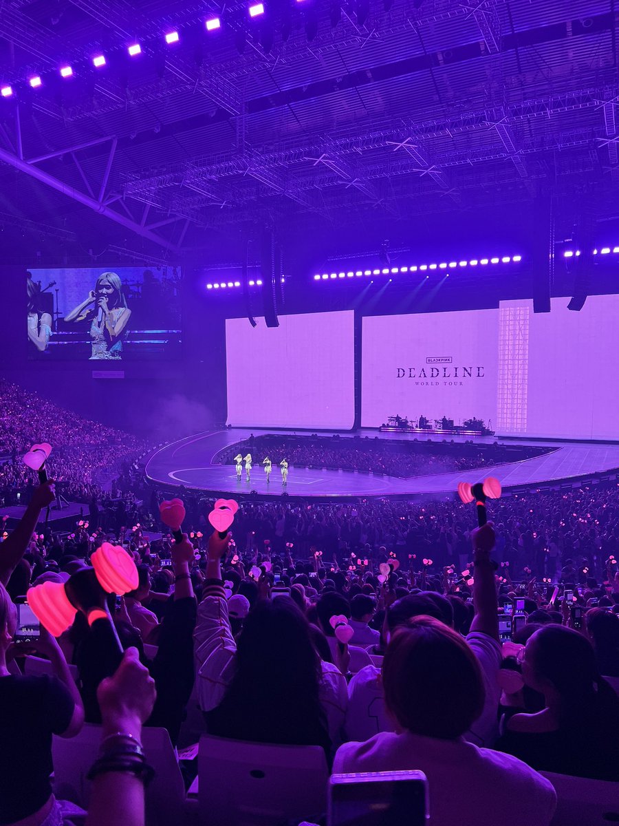it’s already a week ago? i miss you <a href="/BLACKPINK/">BLACKPINKOFFICIAL</a> 🥹