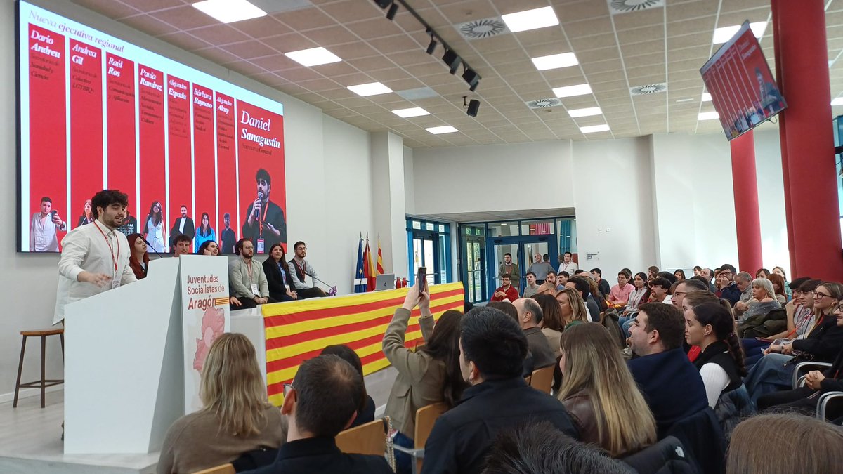 ¡Muchas felicidades a <a href="/DanielSanagus/">Daniel Sanagustin 🇵🇸</a>, nuevo Secretario General de <a href="/jsaragon/">Juventudes Socialistas de Aragón</a> ! 👏👏👏

Los jóvenes socialistas aragoneses, más preparados que nunca, para seguir luchando por un #Aragón mejor