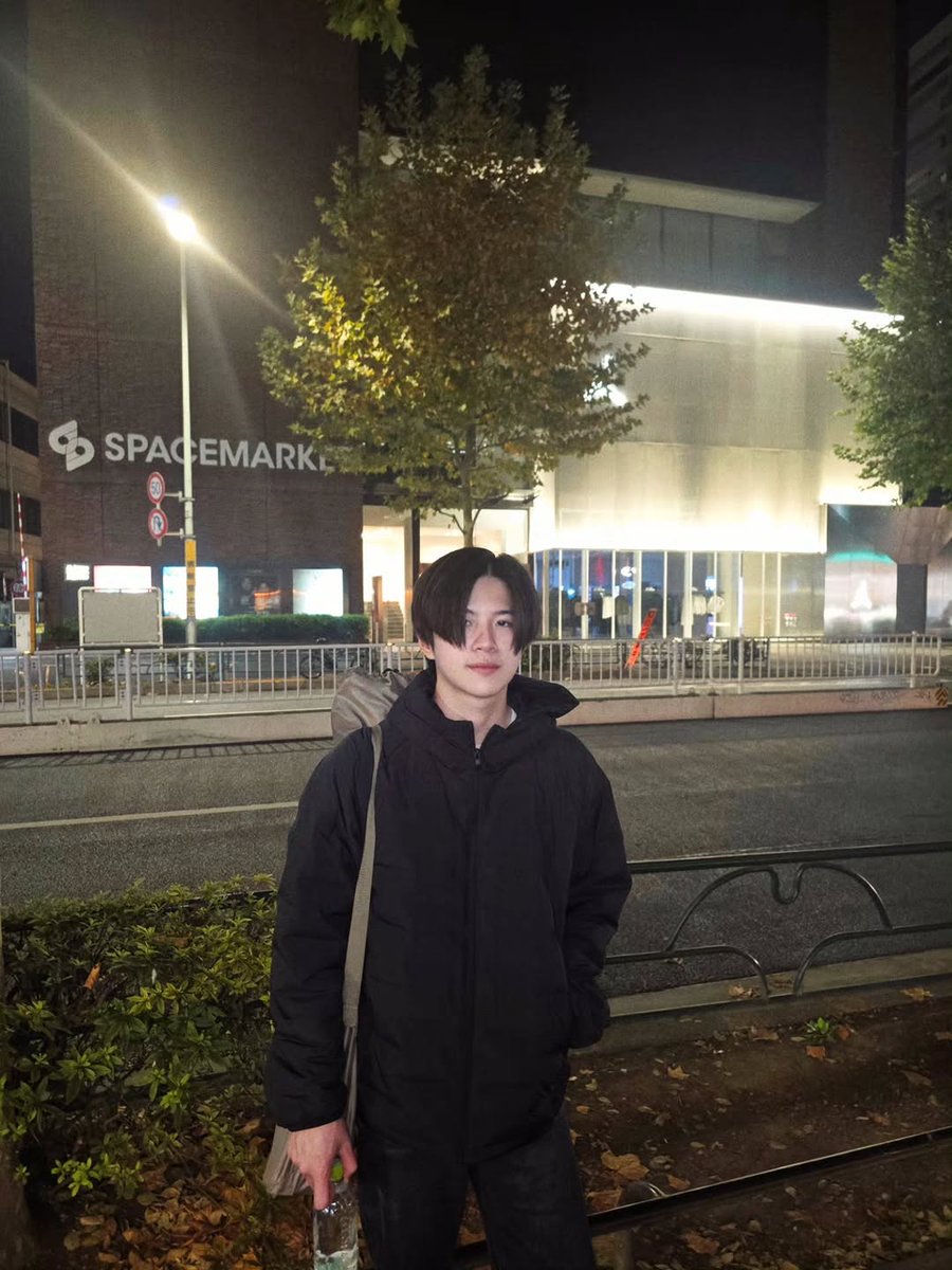 bplannnnn_js's tweet image. 2025.11.29
Tokyo Night💫
🔗instagram.com/p/DRo9knHkpZB/…

Plan up ig
#PlanRathavit #คนของแปลน