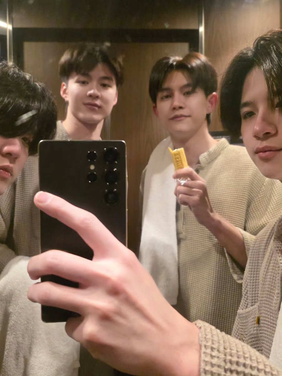 bplannnnn_js's tweet image. 2025.11.29
Tokyo Night💫
🔗instagram.com/p/DRo9knHkpZB/…

Plan up ig
#PlanRathavit #คนของแปลน