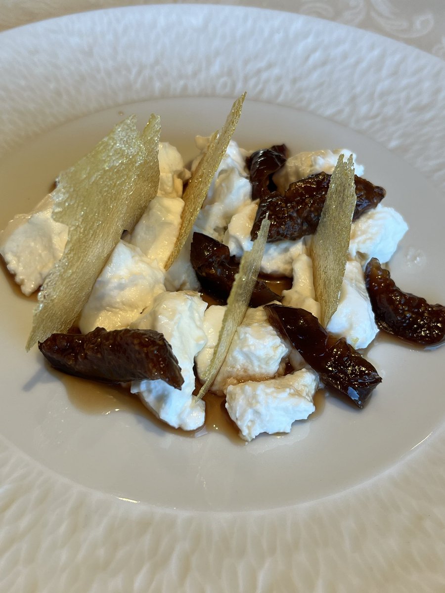 Hector Angulo tweet media