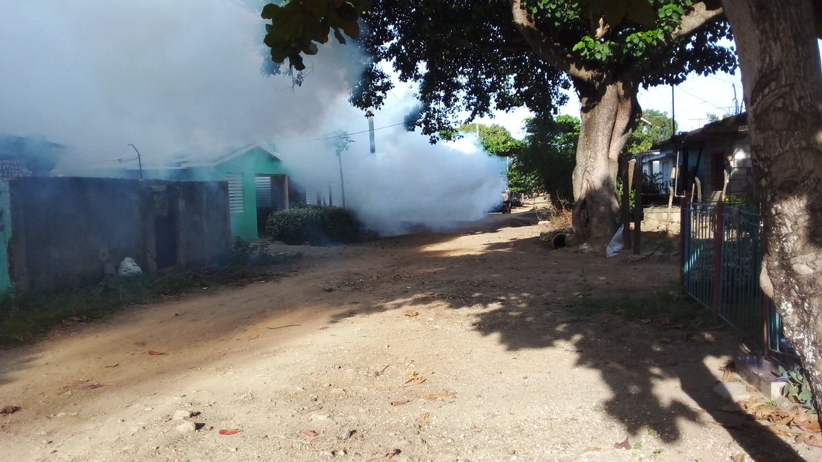 En #Jobabo se realiza la fumigación adulticida extradomiciliar para evitar la arbovirosis.