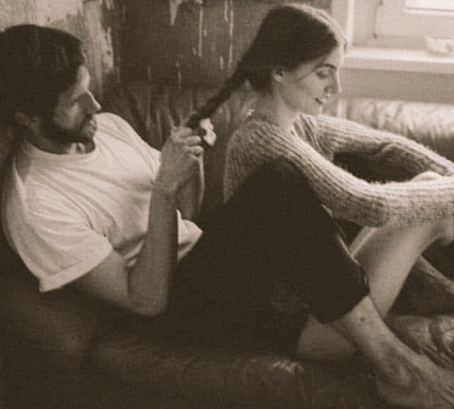 "Tú, eres lo más bonito
            ...que he hecho por mí".

                 - Elvira Sastre