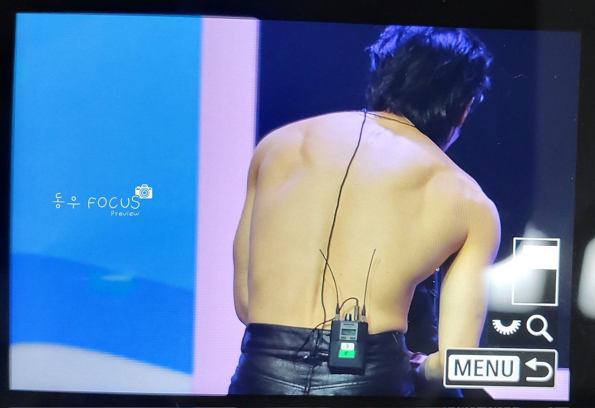 251129 Awake 팬미팅 밤공❤️

오..오빠..미안..🙈🙈🩷
#INFINITE #장동우 #동우 #Awake #밤공