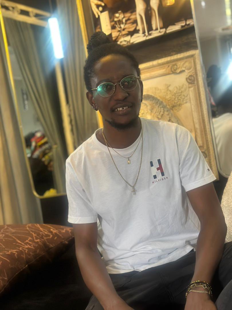 +1 🥳✨🥂🎂🏹🚨♥️🤍🖤