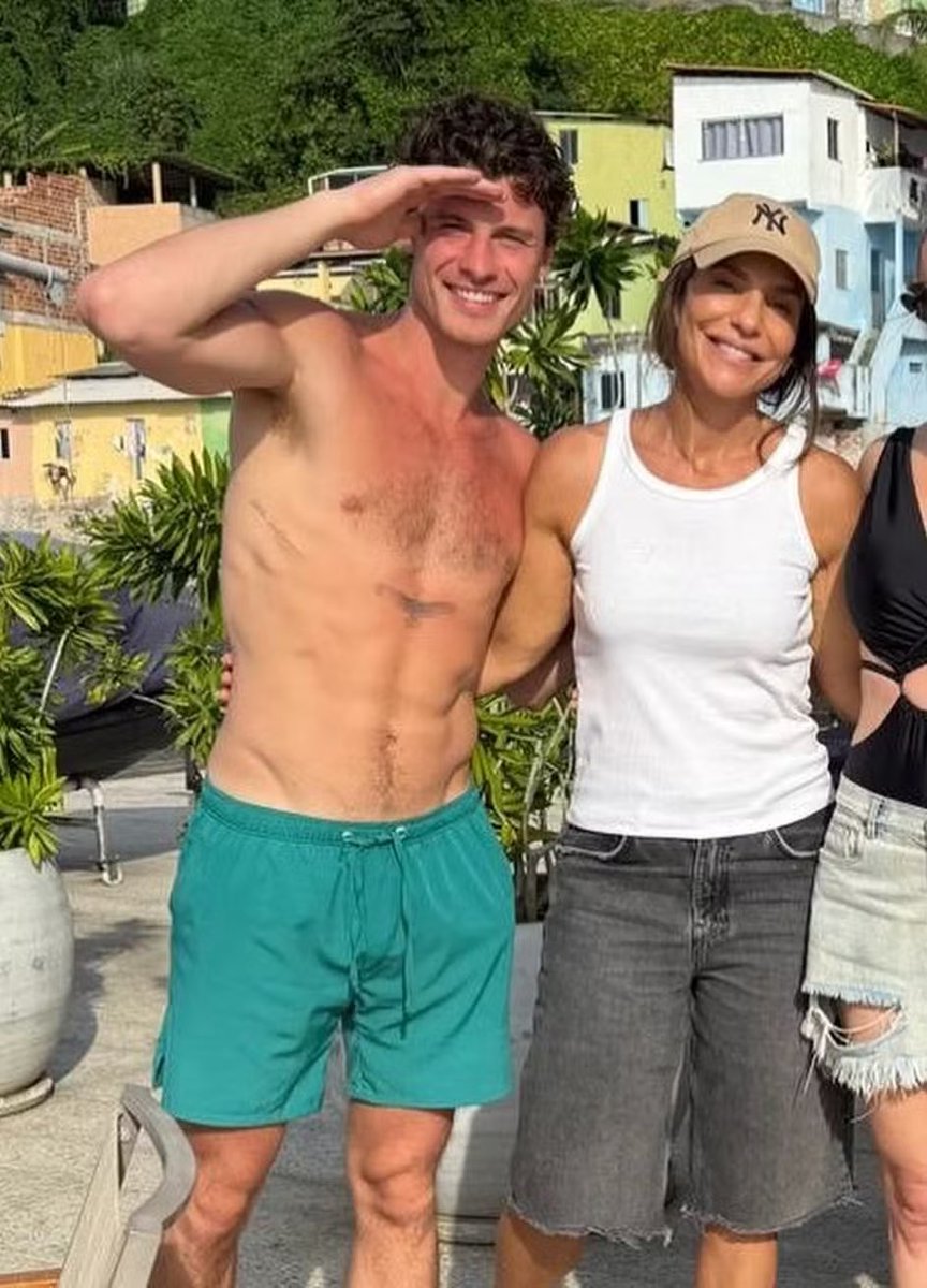 plusmusicbr's tweet image. Ex-marido de Ivete Sangalo, Daniel Cady, soltou um suposto shade para Shawn Mendes, após o cantor ter se hospedado em sua casa por vários dias:

 “O brasileiro é o povo mais hospitaleiro do mundo, e lá em casa a gente não é diferente. Mas recado para os gringos que adoram dar uma…