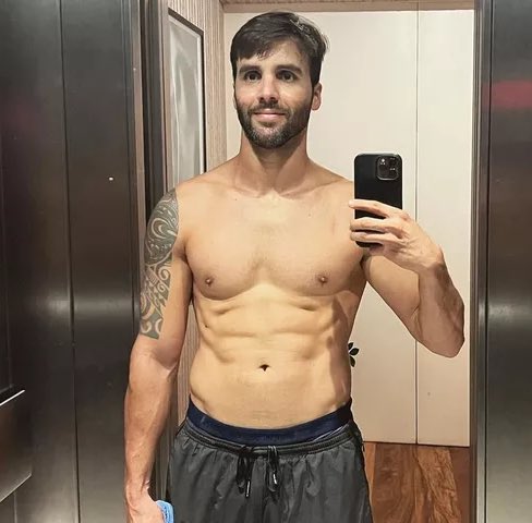 plusmusicbr's tweet image. Ex-marido de Ivete Sangalo, Daniel Cady, soltou um suposto shade para Shawn Mendes, após o cantor ter se hospedado em sua casa por vários dias:

 “O brasileiro é o povo mais hospitaleiro do mundo, e lá em casa a gente não é diferente. Mas recado para os gringos que adoram dar uma…