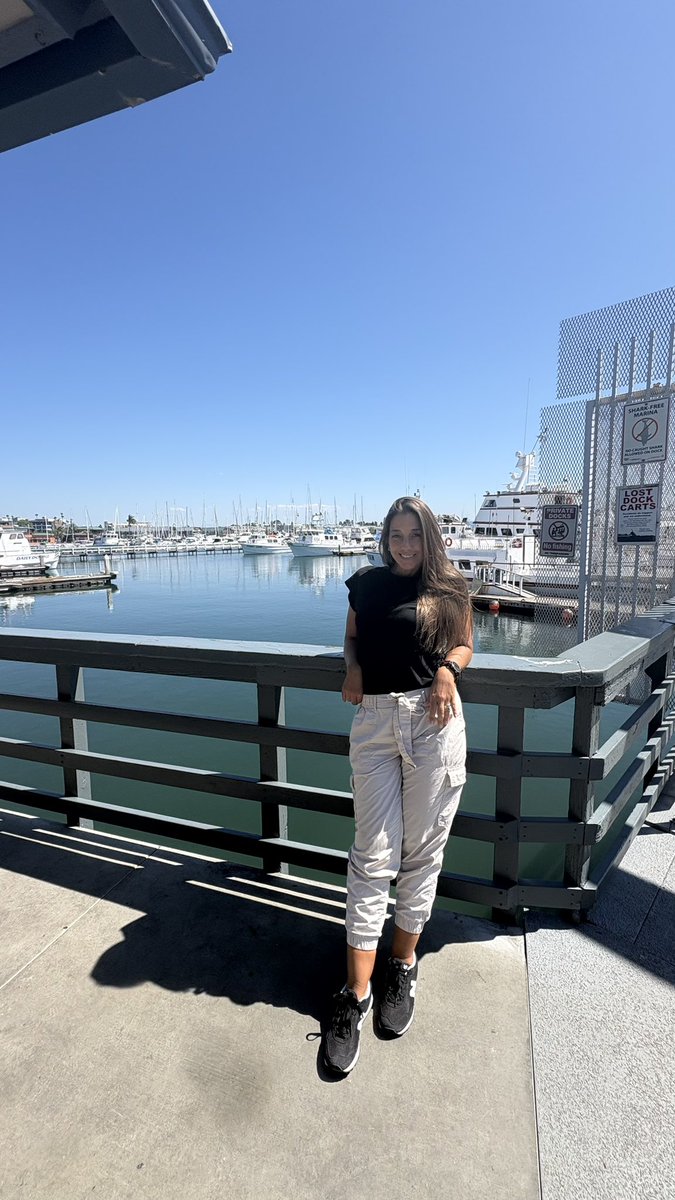 Yayita Paloma Uribe de Oviedo🕊️💋 tweet media