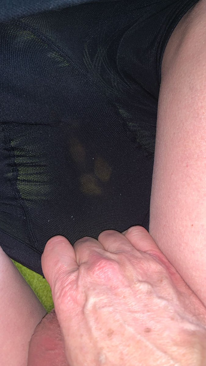 Und einen neuen Namen hast du jetzt auch, liebe Trashy. <a href="/nylonstrum60654/">Trashy - impotente sau von Lady Inferna</a>