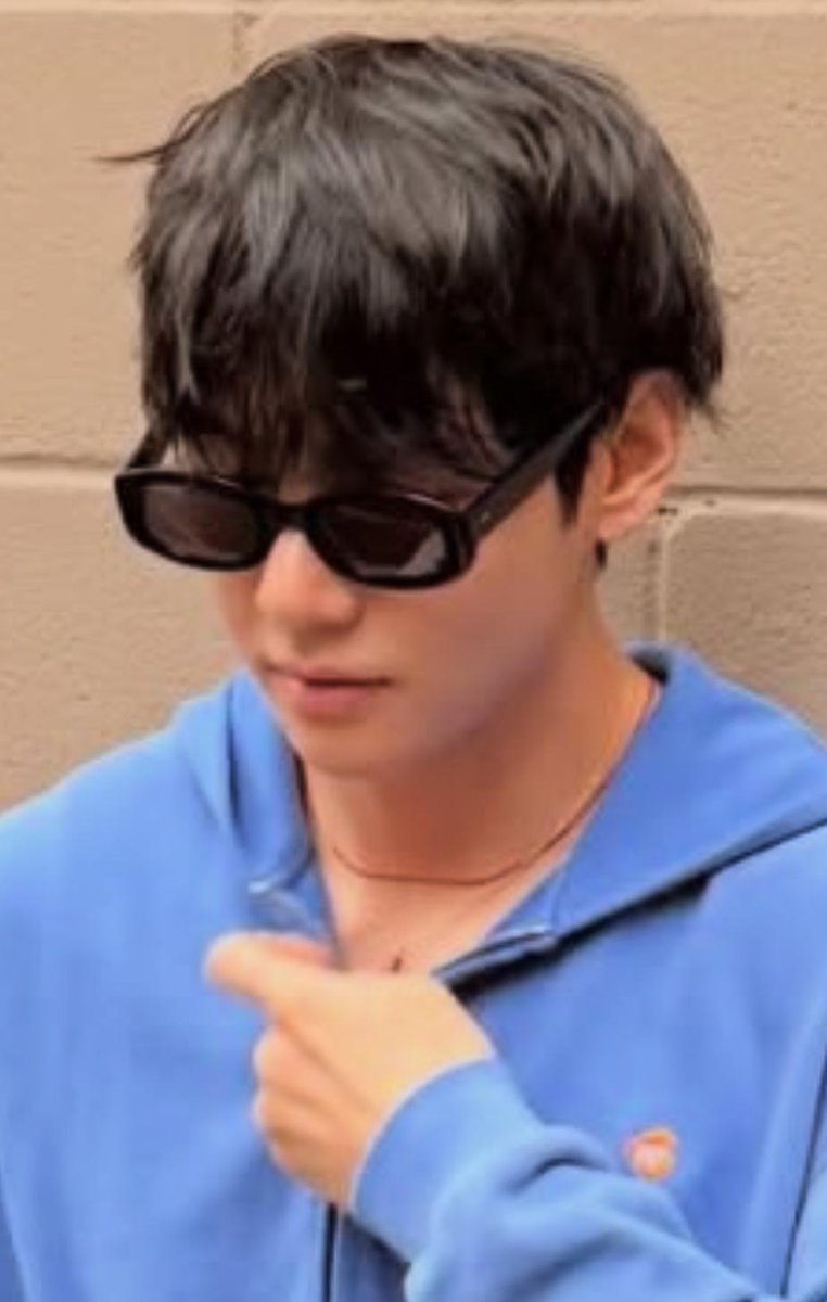 amethystangel81's tweet image. What are you thinking off ?
LoVe You, Tae -Tae ❣️🪐🧸🐯
#Taehyung IG post
#V #KimTaehyung