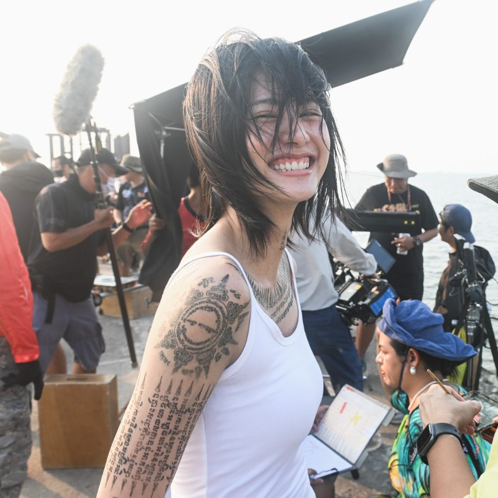 BlueSea_0923's tweet photo. Really cool and cute🥰

#จอมขมังเวทย์Begins 
#Monomax 
#Mono29
#Gracebudsarin 
#Purrner https://t.co/IqiG46aJp2