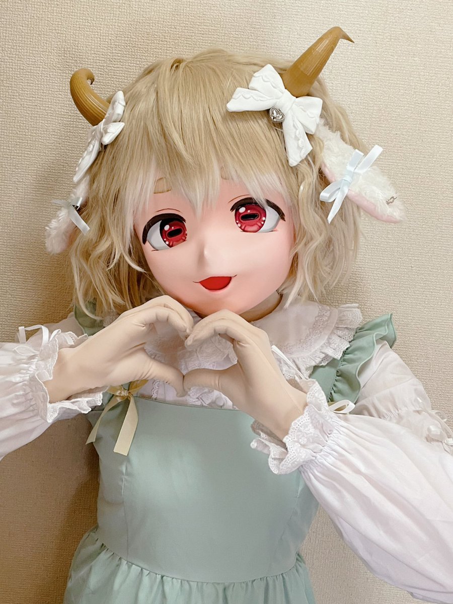 これさ、カプママ🤱が撮ってくれた写真なんだけどね…

僕いつもより一段と幼く写ってない！？！？
不思議～！！親子だから！？潜在的な子供の姿が出てる的な！？(？)

自分でも何言ってるか分からないけど、わかんないけど、伝わる人には伝われ〜💓