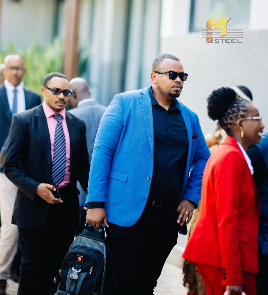 MSElectricPoles's tweet image. MSEPA était fièrement représentée à #BREAD2025 par son Directeur Général Adjoint et Directeur Commercial. Une belle occasion de valoriser les solutions locales en faveur de la transition énergétique et de l’innovation durable au Burundi. 🌱⚡

#MUSUMBASTEEL#BREAD2025