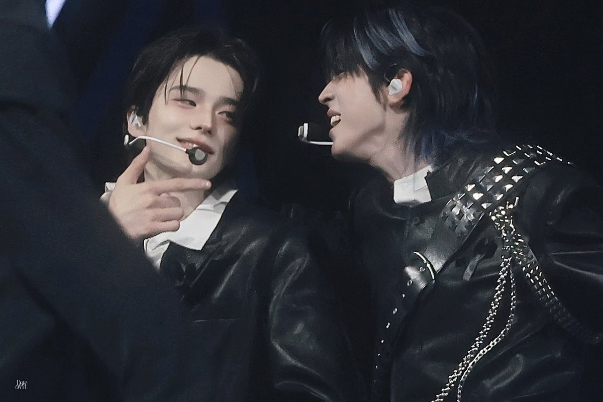 luv2alentine's tweet photo. 아 존나 2 Bad villain 같아서 개좋은 느낌을 줌 https://t.co/4kQ3VaGZcn