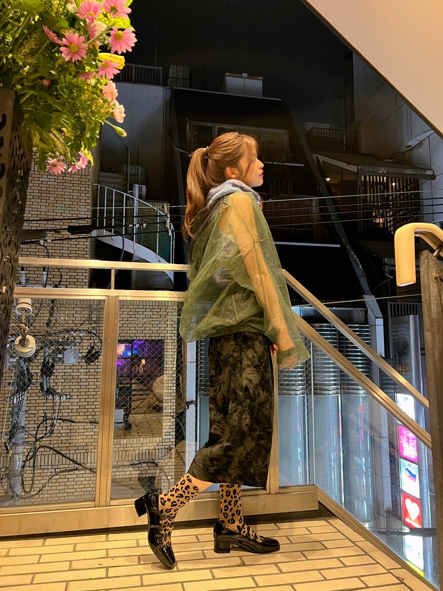 Whisper to You vol.4

-set list-
1.doll
2.ごみはごみ箱へ
3.ワッフルコーン
4.1日分の愛
5.ブレーキライト
6.きいろの風船
7.交差点
8.tell me
9.モナリザ
10.クラゲ
11.アヒル
12.リフレイン
En.1 あなたの海
En.2 ワンルーム

styling : Nene Sogo