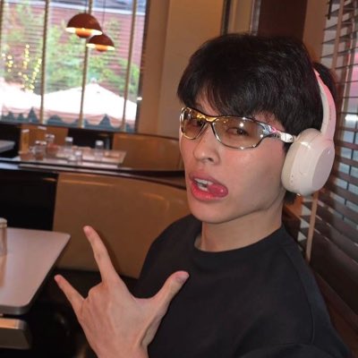 𝐒𝐤𝐲 tweet media