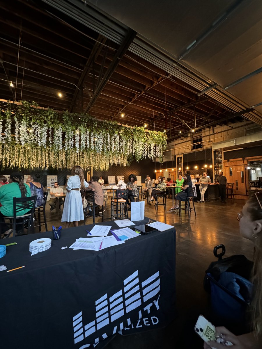 civilityco's tweet image. Celebrating #SmallBusinessSaturday today with a reminder that small businesses create two-thirds of the net new jobs in the United States every year. We hope you'll join us in supporting small businesses today and throughout the season.