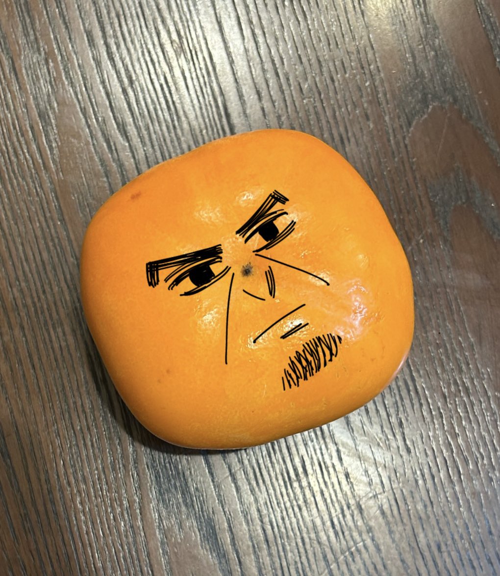 おけさ柿、はじめて食べた…高級メロンに匹敵する美味さだった…!!!
佐渡もまた行きたいな