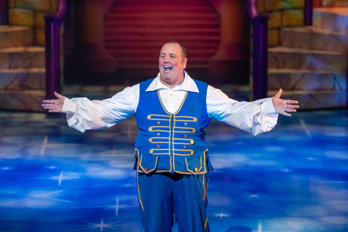 Pantomime News tweet media