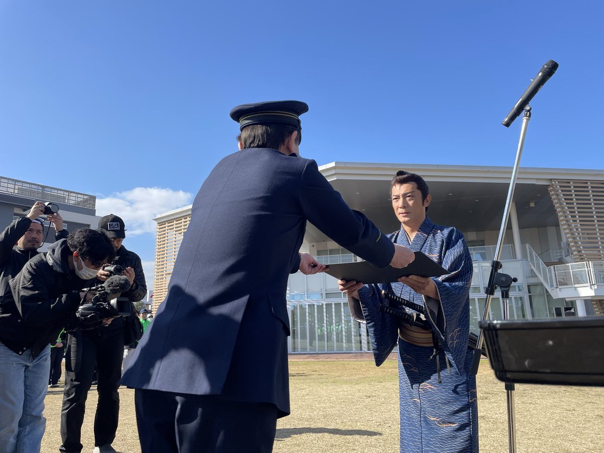 kumakumax2009's tweet image. 心配無用ノ介一日署長の勇姿‼︎