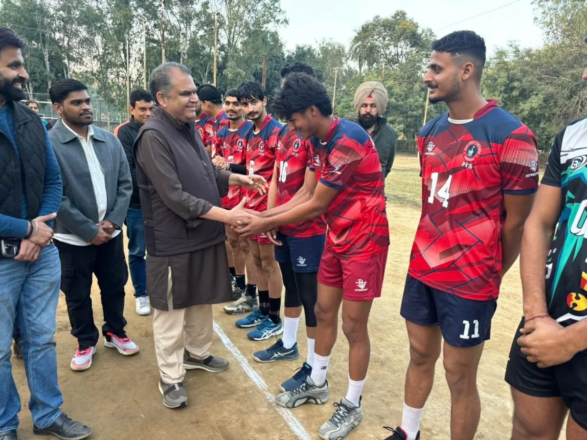SanjeevArora_PB's tweet photo. Laid the foundation stone of the new Indoor Volleyball Hall and Synthetic Tennis Ground at S.D. Government College, Ludhiana — a ₹3.60 crore boost to world-class sports infrastructure for our youth.

Enjoyed the matches and cheered on our talented players. Their passion is truly inspiring!

@PbGovtIndia remains committed to empowering every youngster through sports and better facilities. 🎾🏐💪