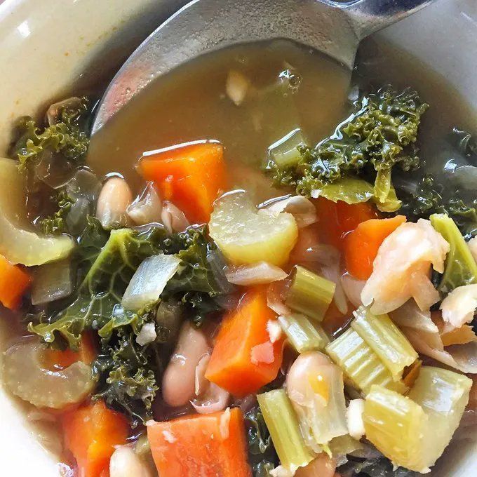 DrKristieLeong's tweet image. Don’t underestimate the humble bowl! Vegetable soup is comfort, nourishment, and longevity in one simmering swirl. Every spoonful delivers flavor, nutrients, and the kind of satisfaction that lingers long after the last bite. 

#HealthyEating 
#MealPrepWin