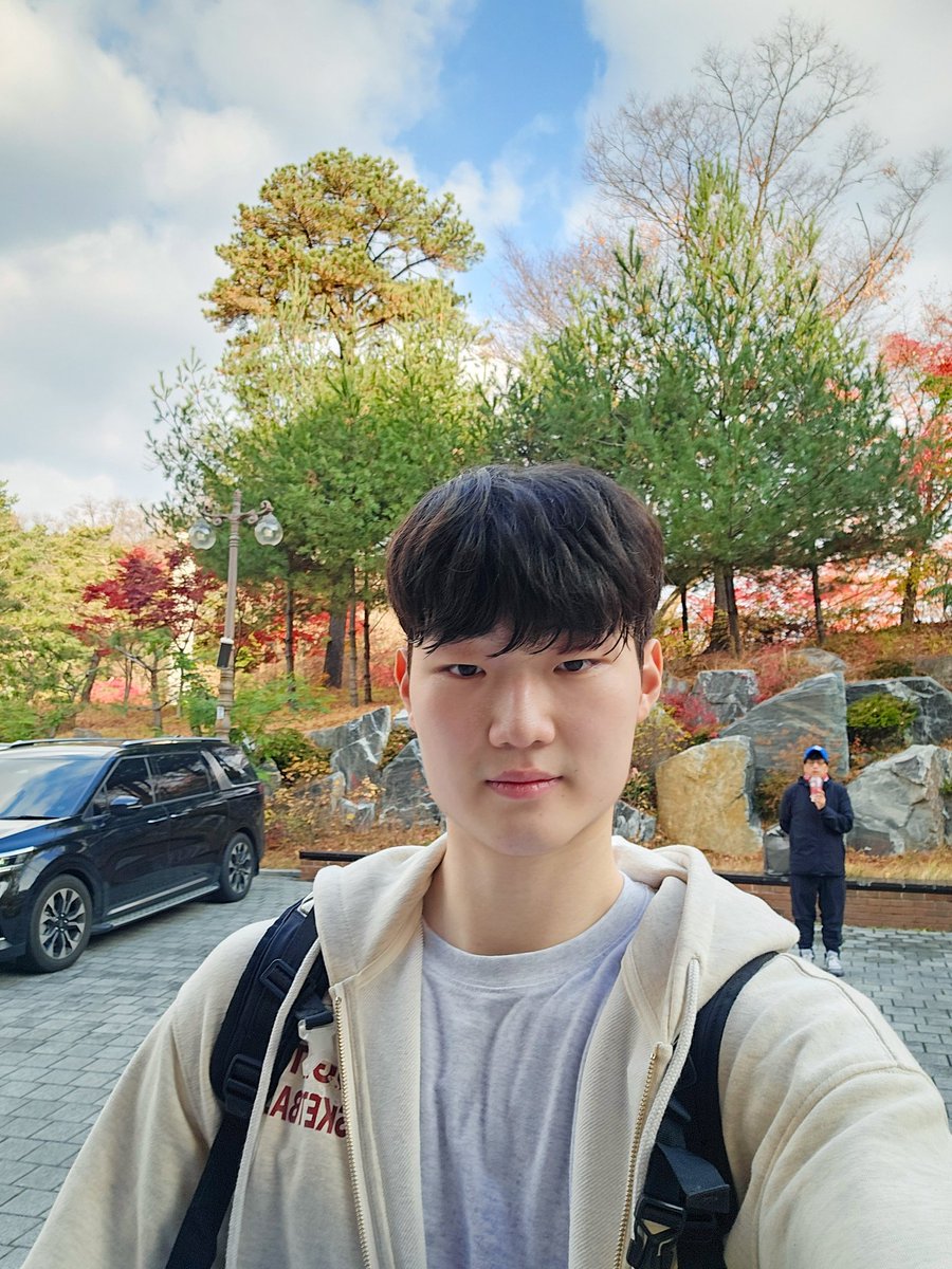 KatherineHjs's tweet image. #SK나이츠 신인 #김명진