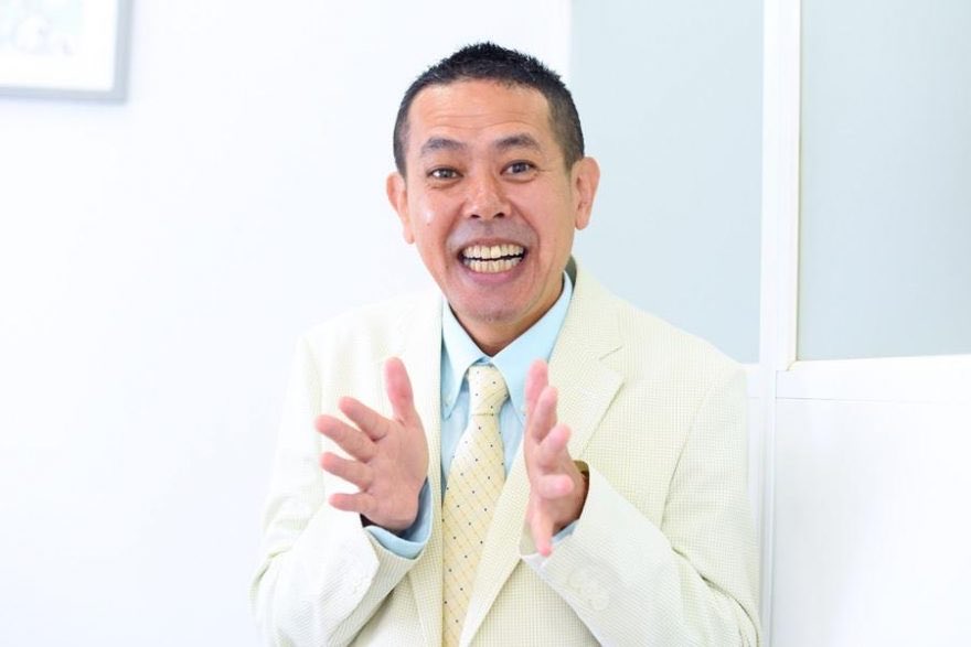 Logisunkwork's tweet image. 日本て風速は『秒速』なんだけど、海外は『時速』や『ノット』なのね

電車や高速が影響を受ける目安の『風速10m』って『時速』にすると36km/h、『ノット』にすると約21ノット
原付より少し早いくらい…
秒速だと影響大きい気がするけど、時速やノットだと全然説得力ない気がする…🫣

#それはノッチ