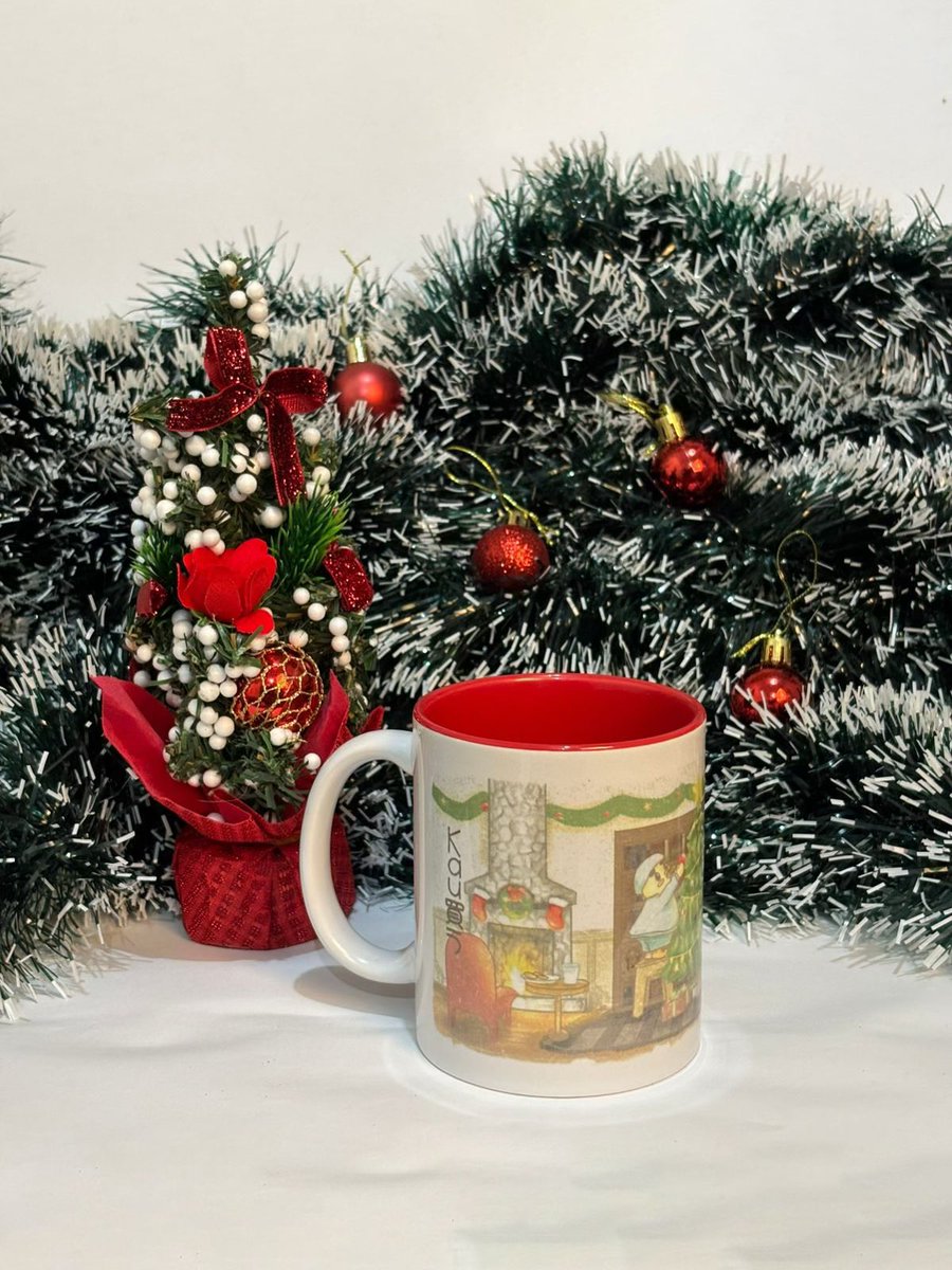 KAUKAUDUCKLING's tweet photo. Kaukau christmas mug! 🎄🎅
get your own kaukau Christmas mug by DM https://t.co/e6Gio82X2o
