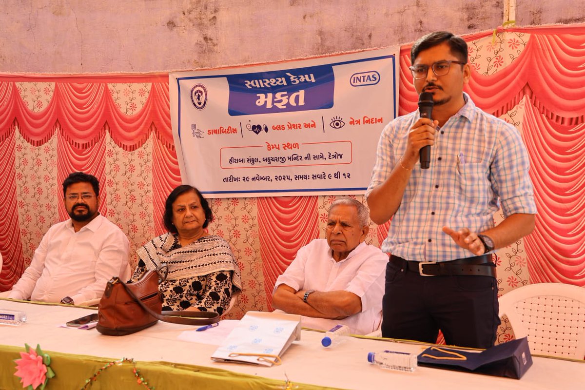 Shri Rajendra Bhai Shah sponsored a complete health check up camp at Hiraba Sankool, Detroj. It included assessment of people with mental health and those with eye problems. Camp identified 84 persons who need different types of eye surgeries
#eyecare
#eyehealth
#mentalhealth