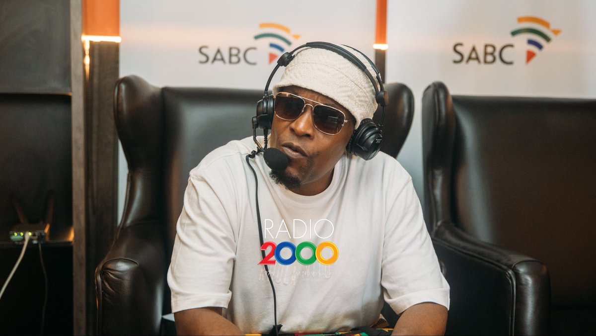 Radio2000_ZA's tweet image. Paul Mnisi LIVE from @DISOUFENG_PUB #SpaceAndTime🎙️🔥

Tickets are also available at the gate
🎟️ R150 or at Computicket
🔗 shorturl.at/XzaBT

#CreatingMemoriesthatlasts ☀️🎶🔥

#iYouthEndalaSummerExperience #Radio2000OurMusicYourMemories