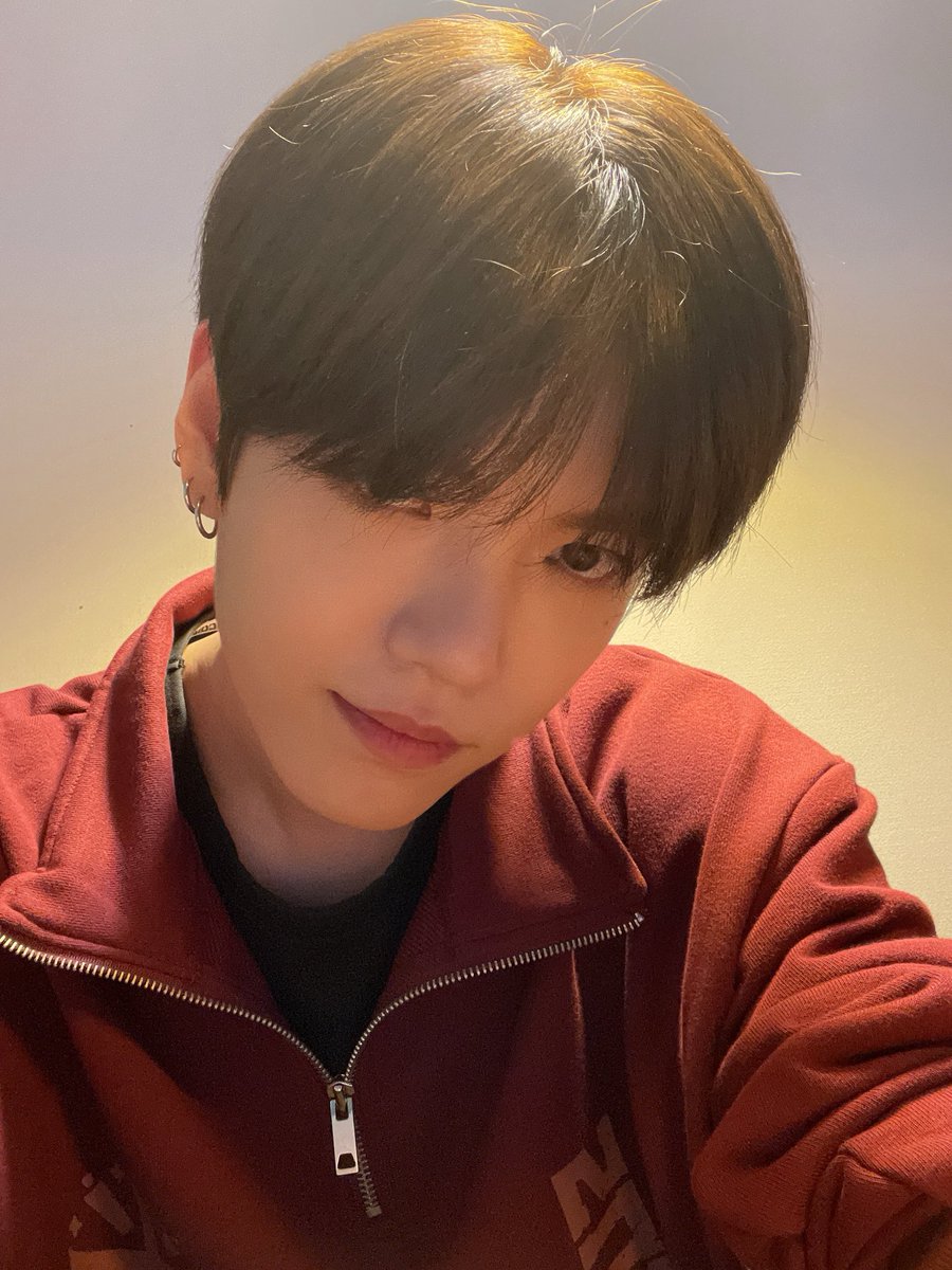 ケヒョン] VERRERのみんながいつも幸せでありますように🙏 #GYEHYEON