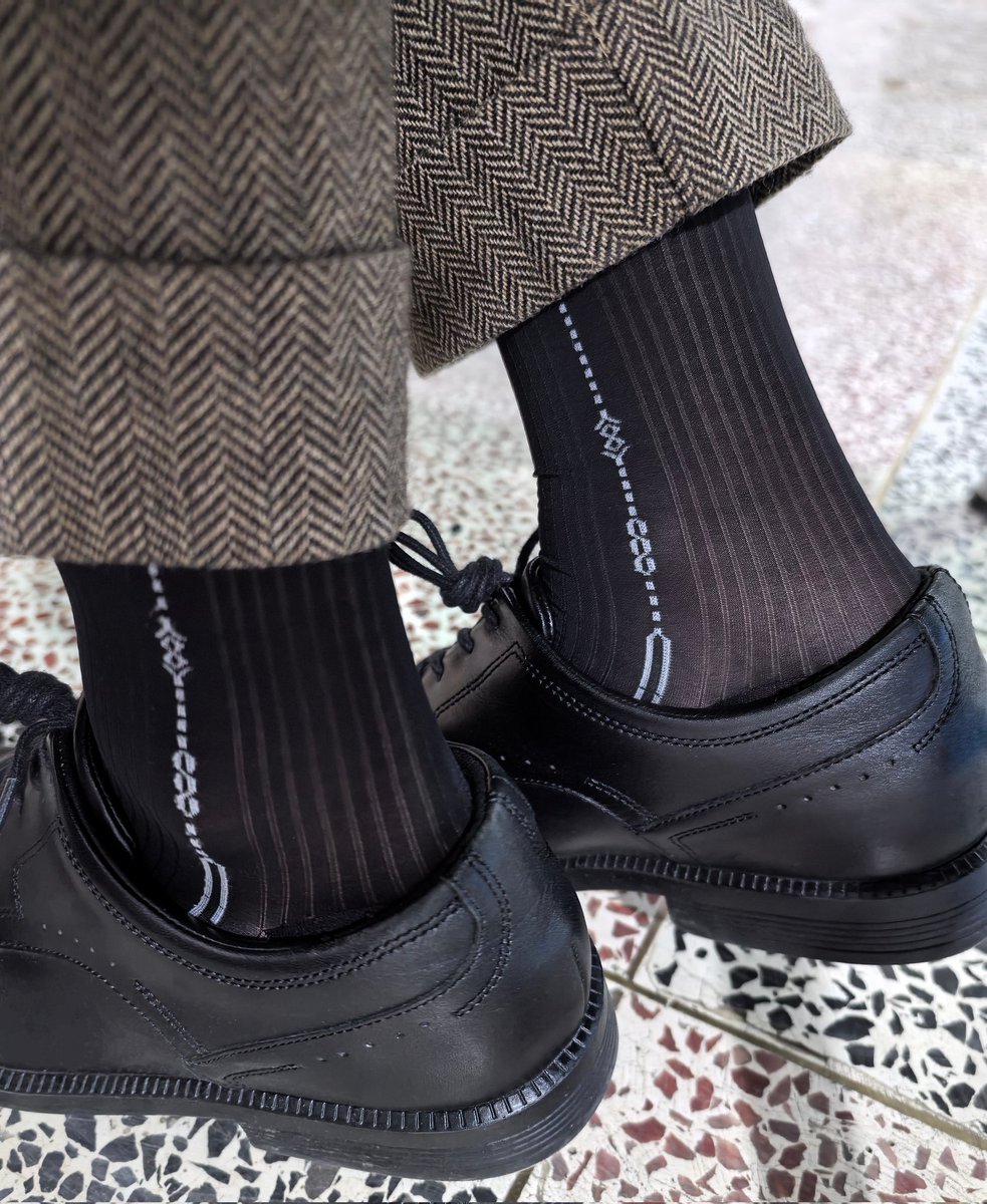 KU_IMunknown's tweet image. 除了袜头做的不好，小花纹还是挺亮点的。