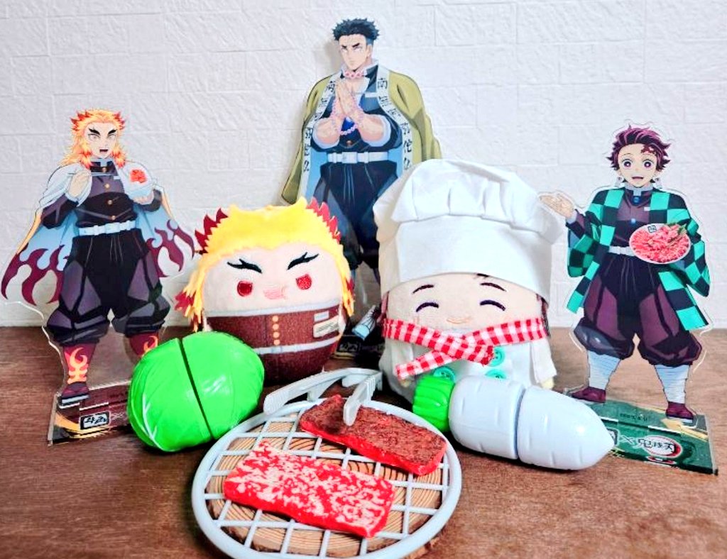 いい肉の日だから、焼肉いきますよね？おれ、イメトレして待ってましてよ？という顔してるふわじろ。
ごめん、焼肉はまた今度ね…