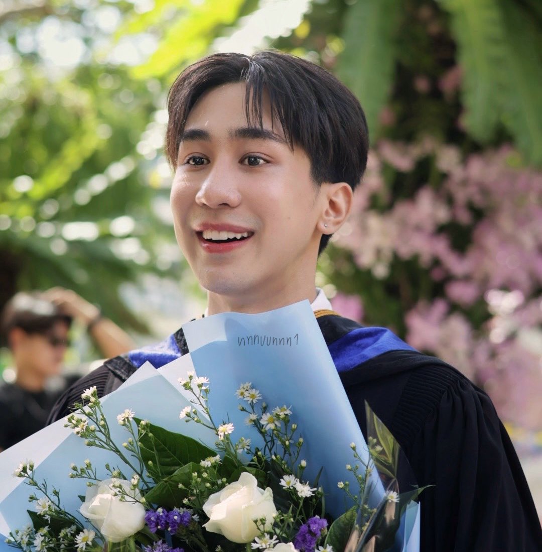 hi45662's tweet image. 29.11.68
#GuideGraduation #Guidekc 
#GuideKantapon